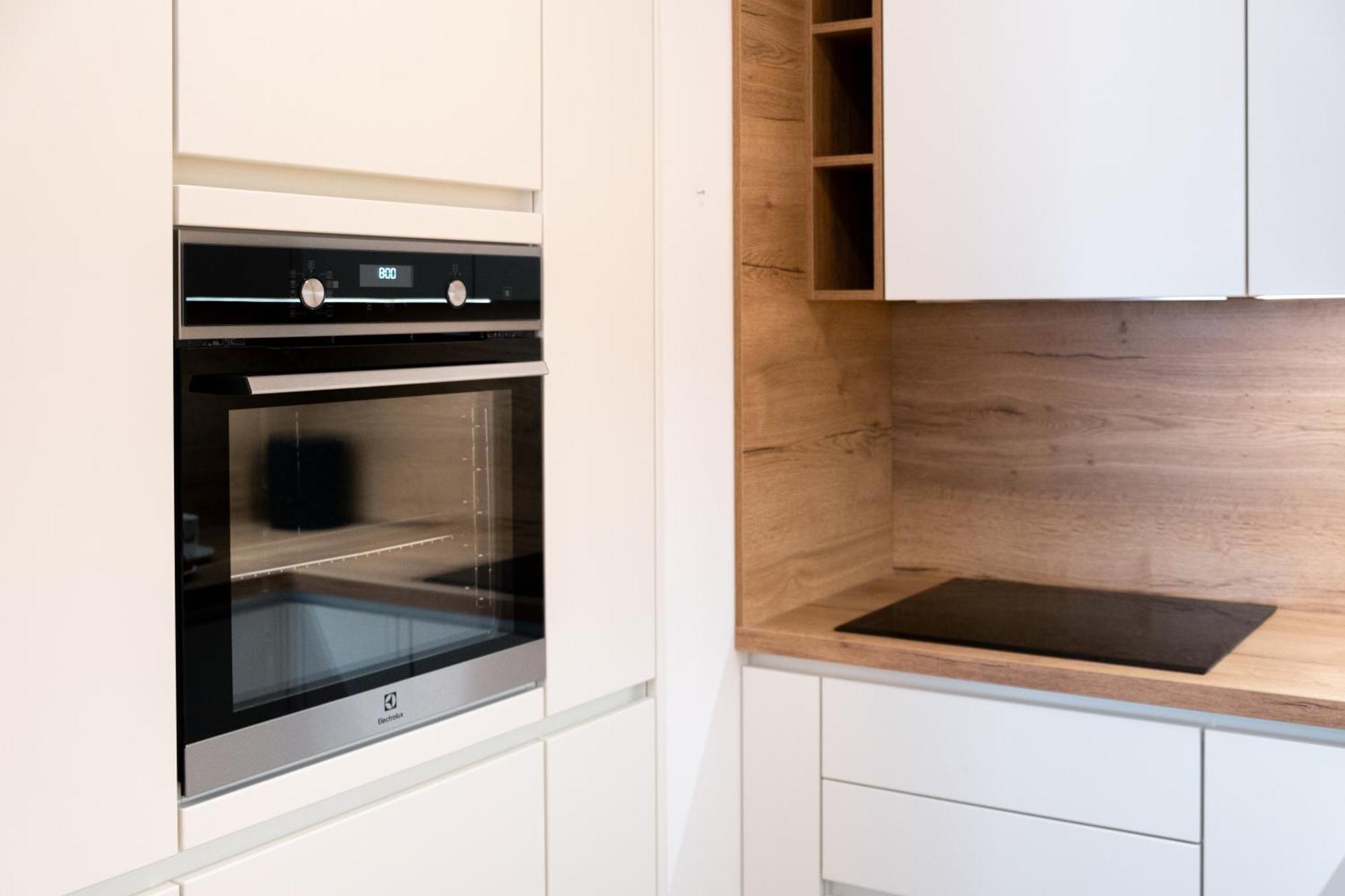 Masarykova Residence - Modern 1-Bedroom In City Center & Free Parking Ljubljana Ngoại thất bức ảnh